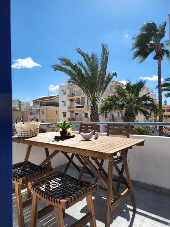 Frida'S Cozy Two Bedroom Apt Larnaca Ngoại thất bức ảnh