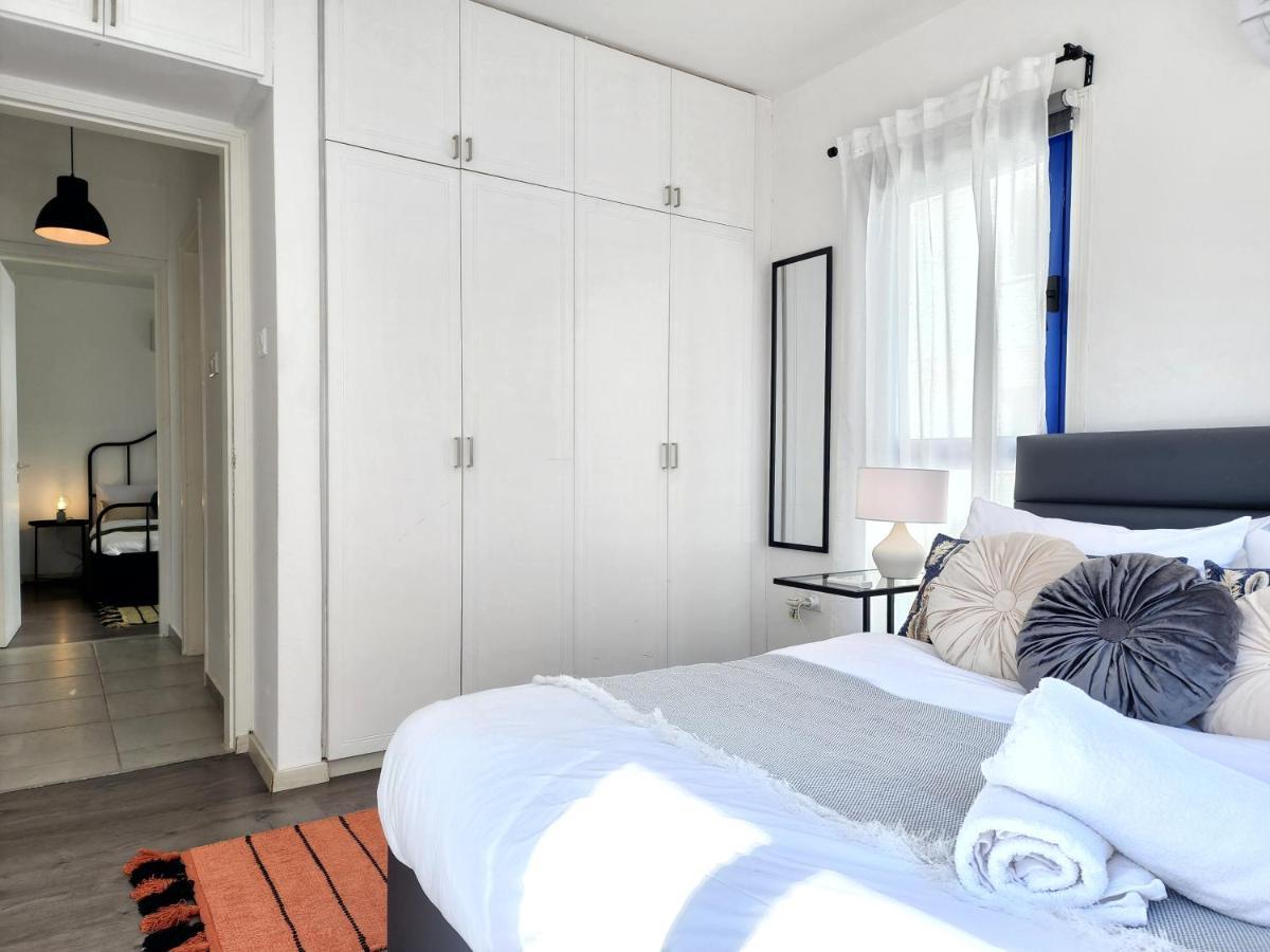 Frida'S Cozy Two Bedroom Apt Larnaca Ngoại thất bức ảnh